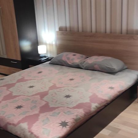 Apartament Kostov Sliven Lägenhet Exteriör bild